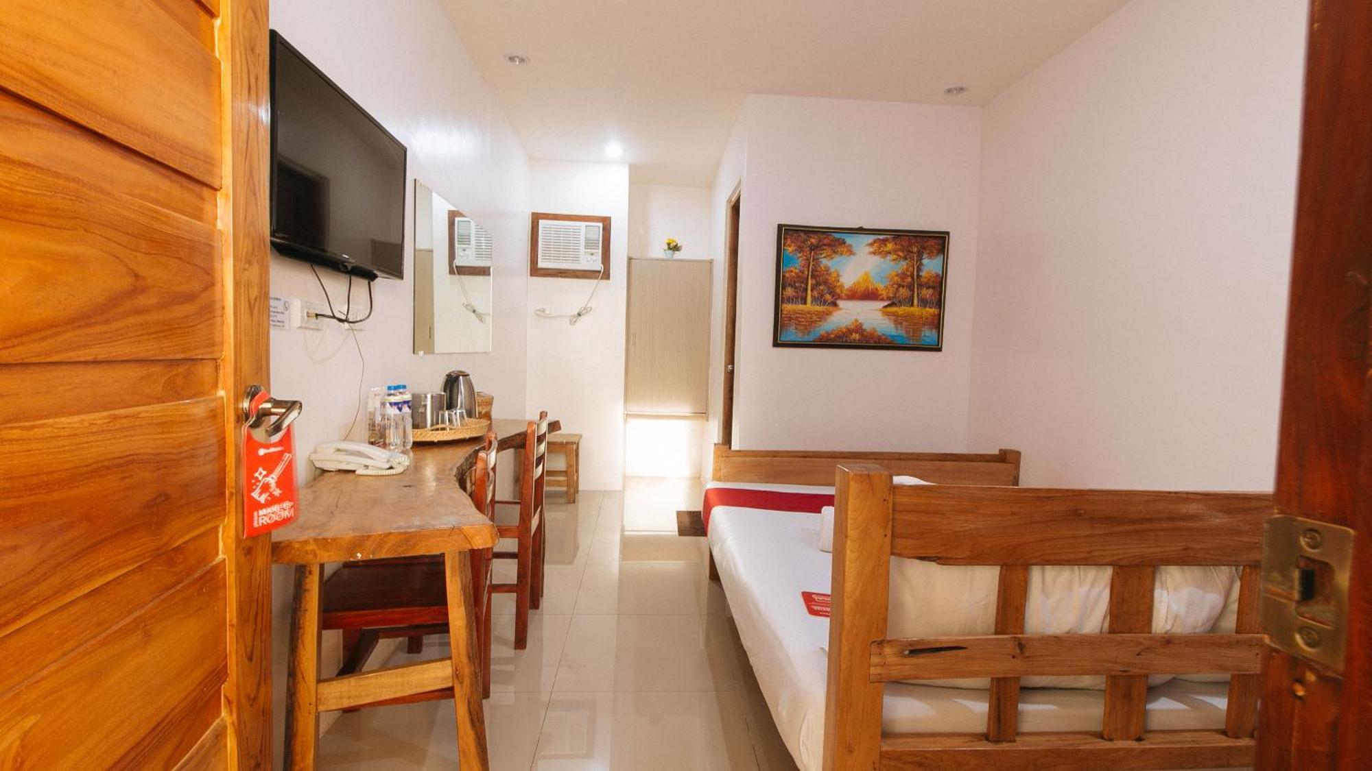 Reddoorz Plus @ Jollydays Hotel Nueva Ecija San Jose  Extérieur photo