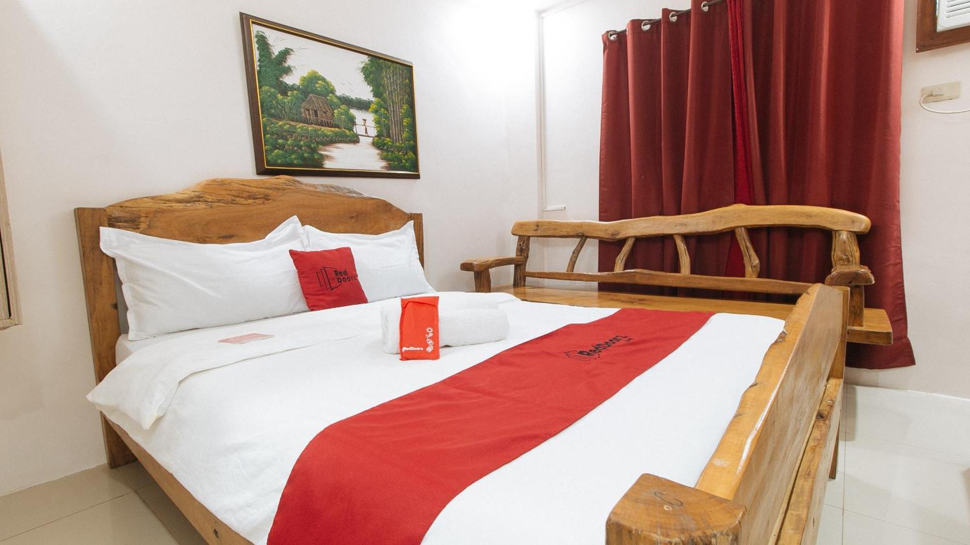 Reddoorz Plus @ Jollydays Hotel Nueva Ecija San Jose  Extérieur photo