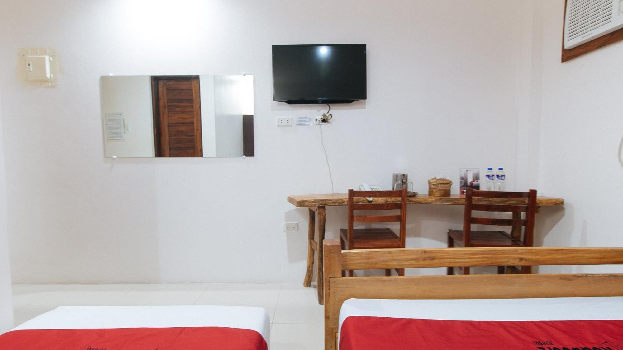 Reddoorz Plus @ Jollydays Hotel Nueva Ecija San Jose  Extérieur photo