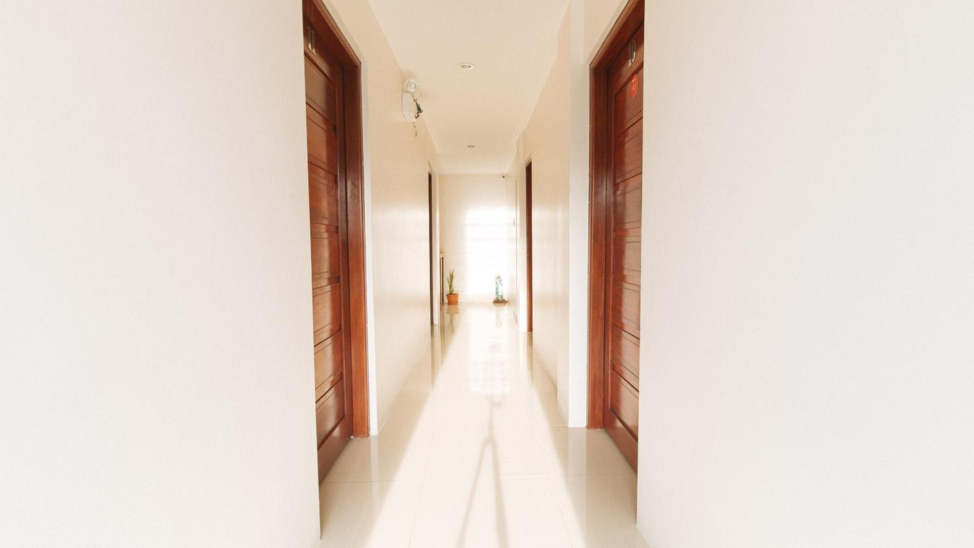 Reddoorz Plus @ Jollydays Hotel Nueva Ecija San Jose  Extérieur photo